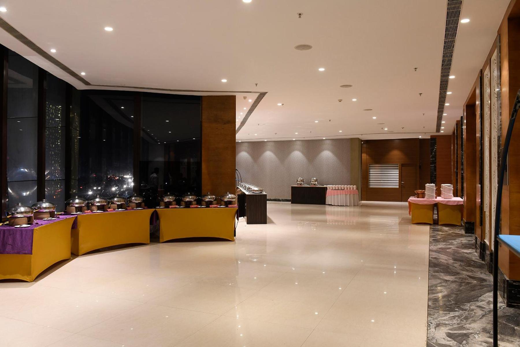 Pal Heights Mantra Bhubaneswar Exterior foto