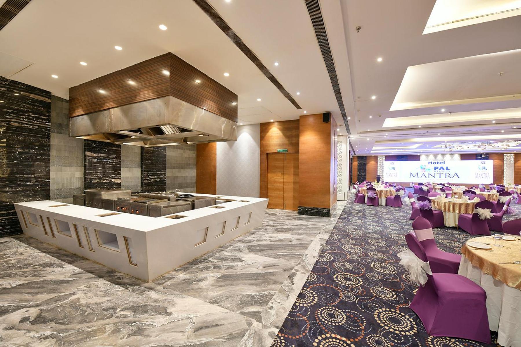 Pal Heights Mantra Bhubaneswar Exterior foto