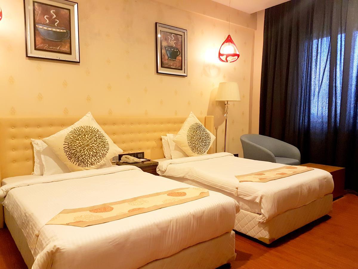 Pal Heights Mantra Bhubaneswar Exterior foto
