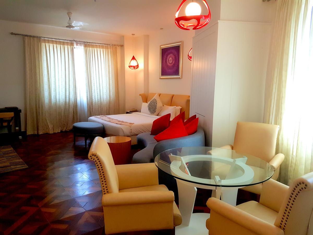 Pal Heights Mantra Bhubaneswar Exterior foto
